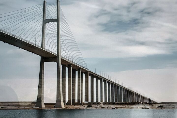Die Suezkanalbrücke bei El Qantara, nördlich von Ismailia